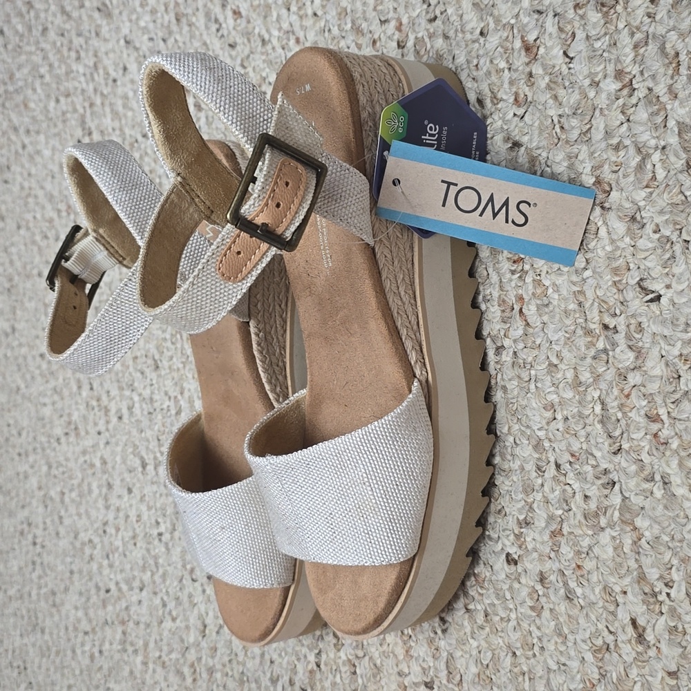 Tom's Wedges